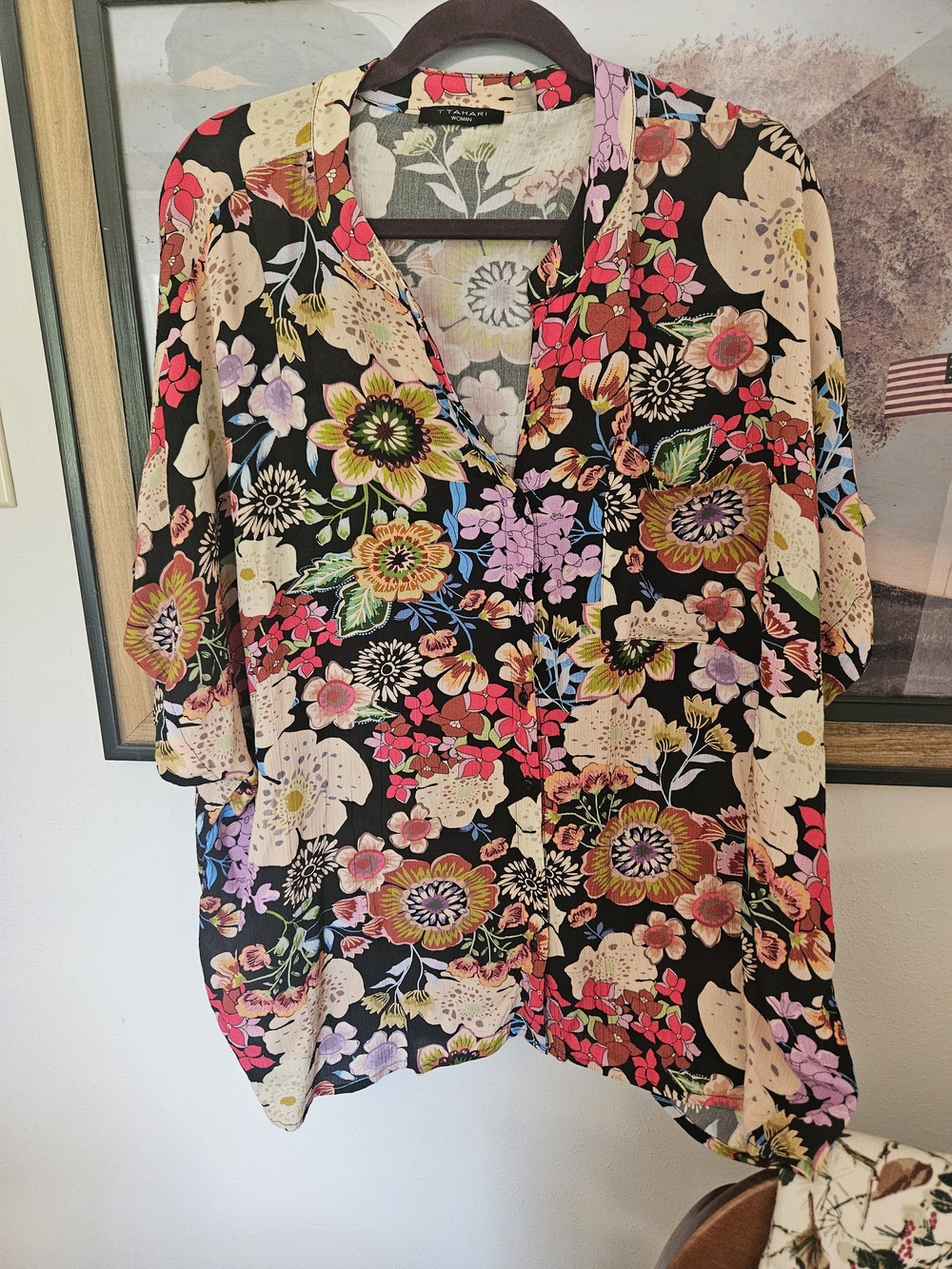 Tahari  Floral Button-Front Blouse Sz 3X New